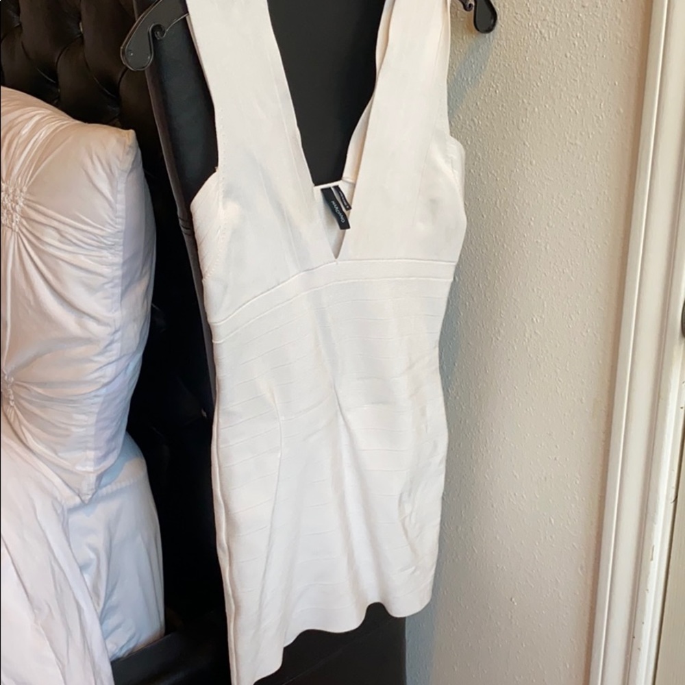 Selling marciano bandage dress